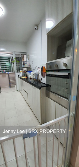 Pasir Ris Street 51 thumbnail photo